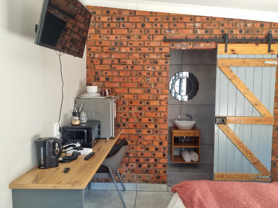 6 Bedroom Property for Sale in Eureka Free State